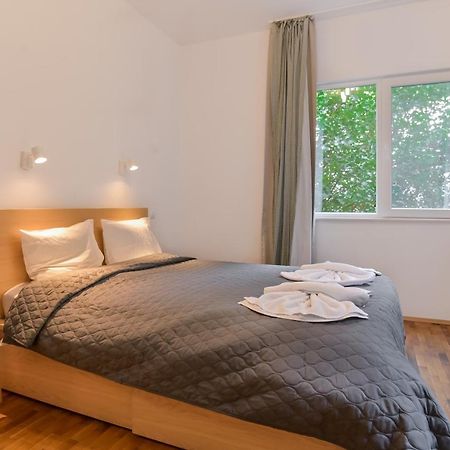 Bright Apartment In The Heart Of The City By Flat Mаnager София Екстериор снимка