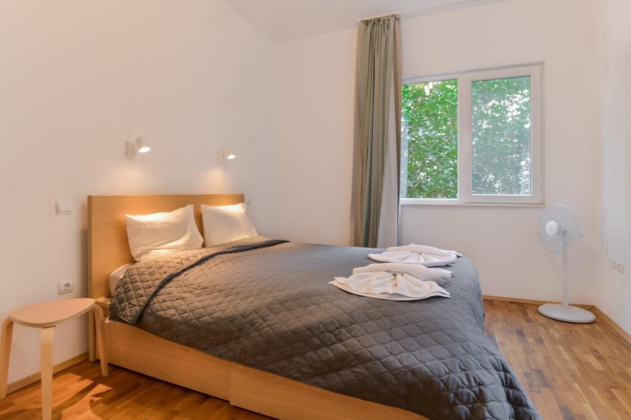 Bright Apartment In The Heart Of The City By Flat Mаnager София Екстериор снимка